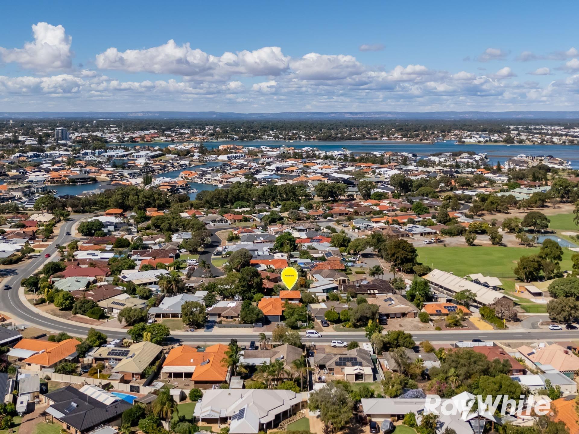 26 Glencoe Parade, Halls Head WA 6210, Halls Head - Thumbnail 3