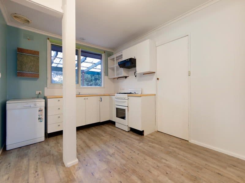 7 Frew Avenue, Frankston VIC 3199, Frankston - Thumbnail 2