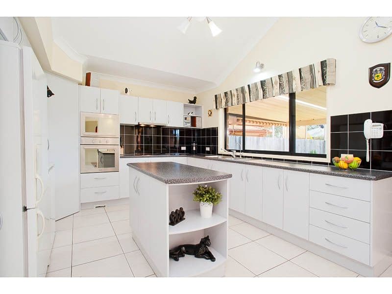 11 Lachine Place, MANSFIELD QLD 4122, Mansfield - Thumbnail 4