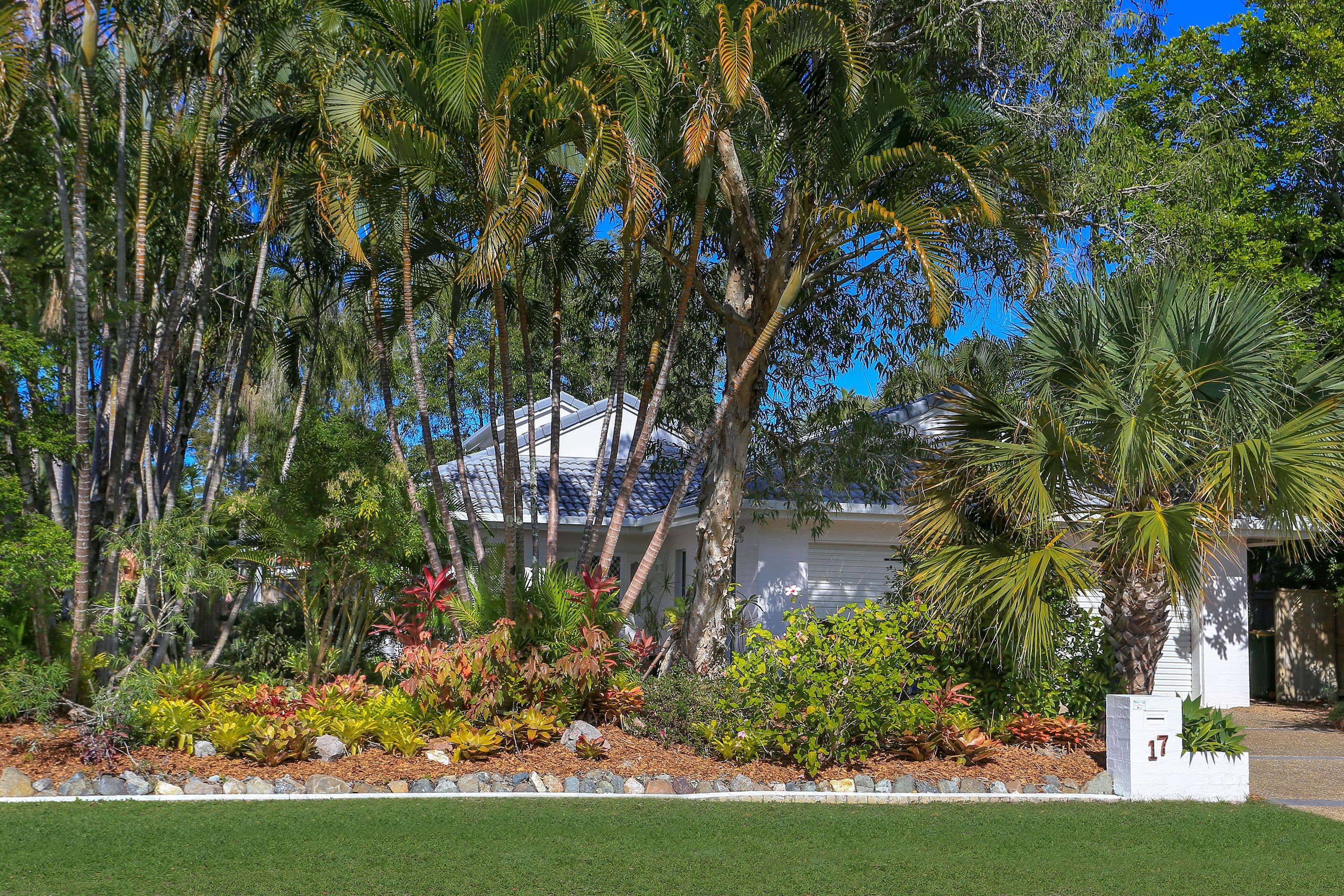 17 Seacove Court, NOOSAVILLE QLD 4566, Noosaville - Thumbnail 2