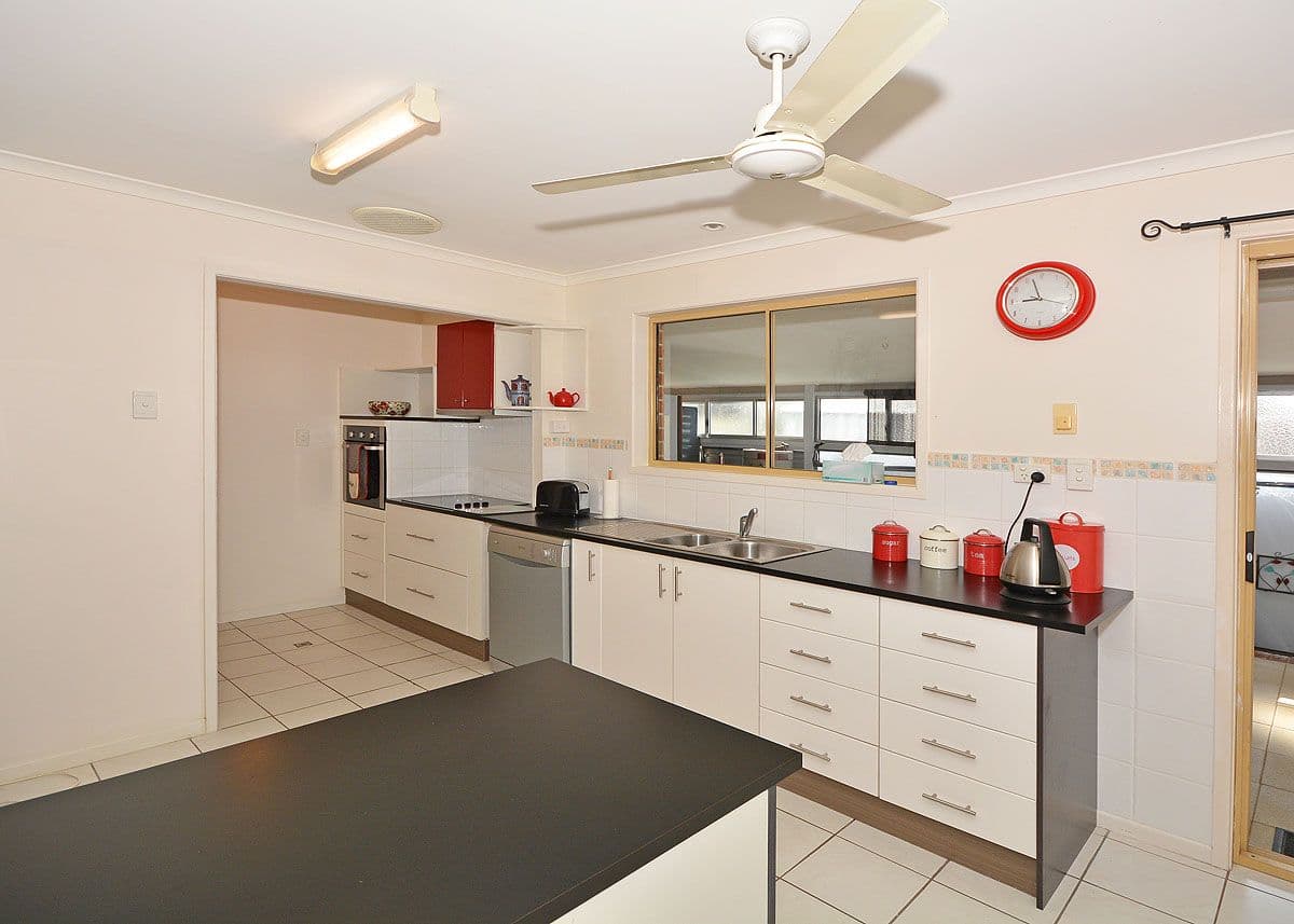 26 Rachael Street, Point Vernon QLD 4655, Point Vernon - Thumbnail 8