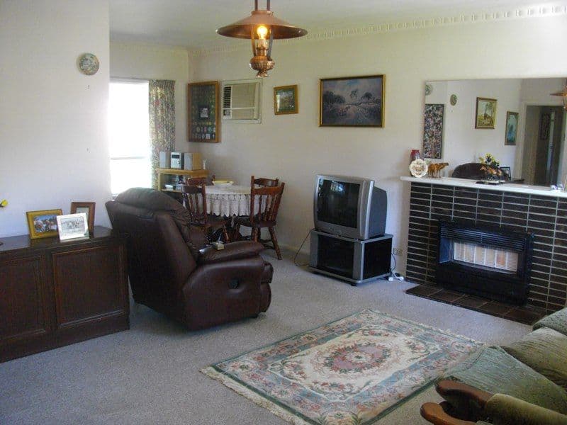 5 McKay Court, RINGWOOD VIC 3134, Ringwood - Thumbnail 2