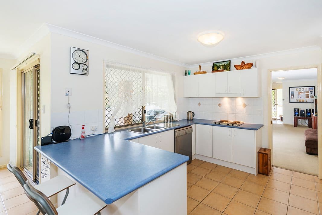 13 Waterbrooke Circuit, DREWVALE QLD 4116, Drewvale - Thumbnail 3