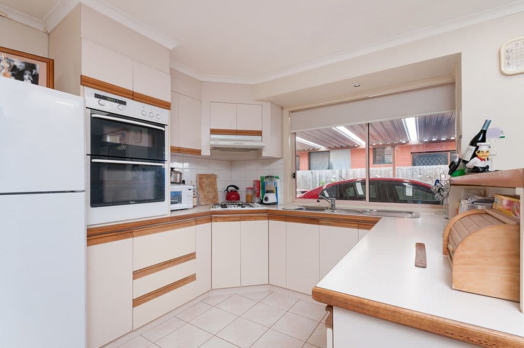 129 Moonstone Circuit, St Albans VIC 3021, St Albans - Thumbnail 2