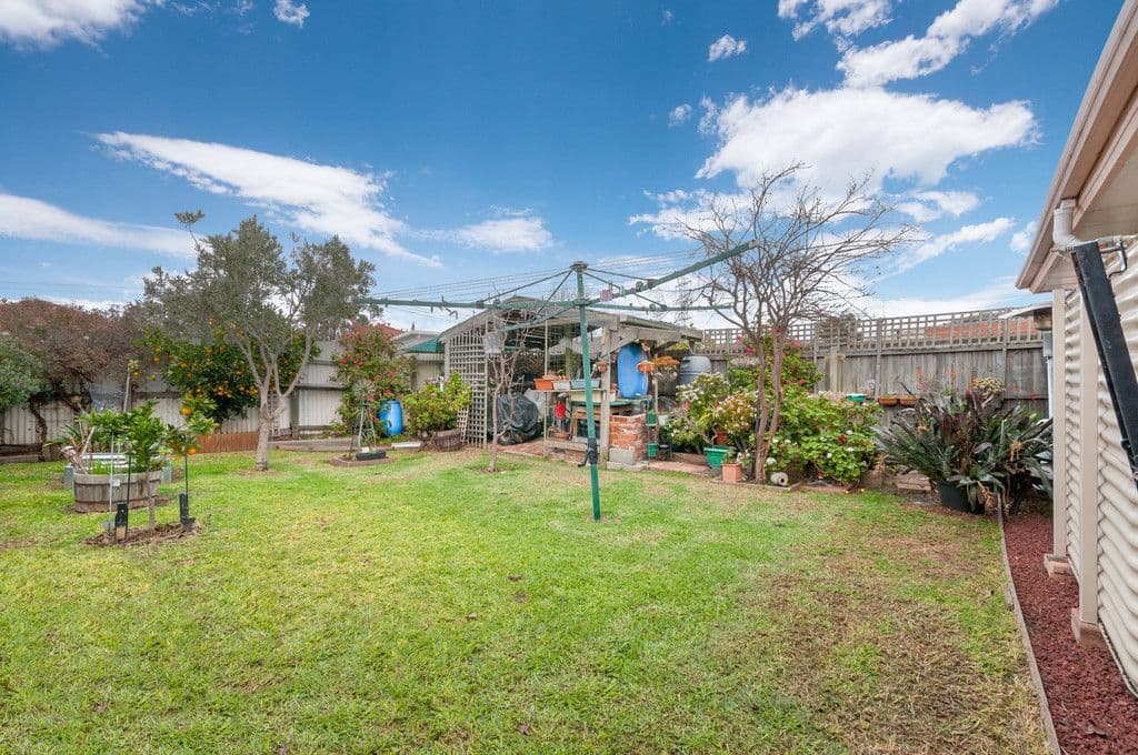 129 Moonstone Circuit, St Albans VIC 3021, St Albans - Thumbnail 8