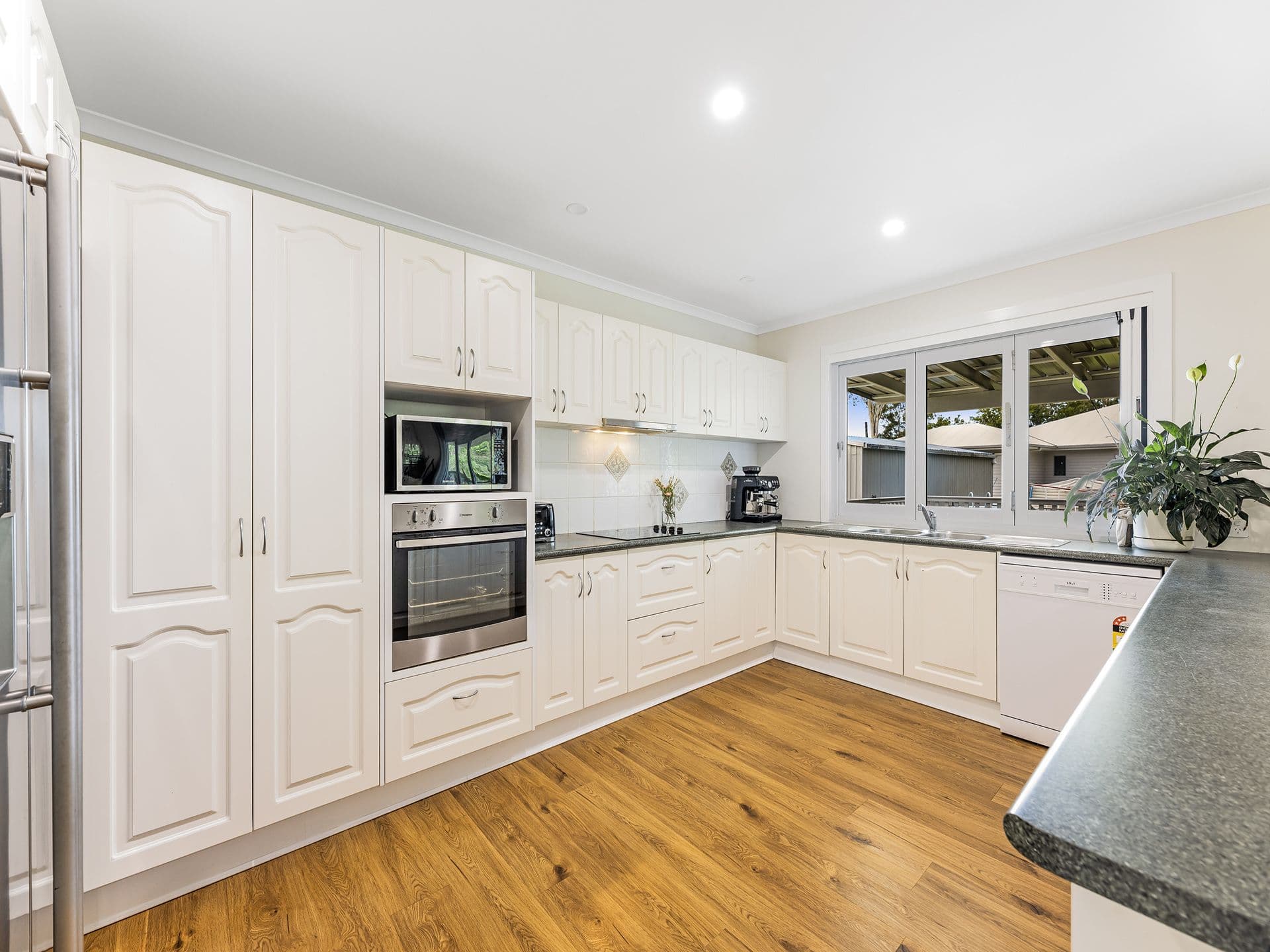51 Glenview Road, Glenview QLD 4553, Glenview - Thumbnail 5