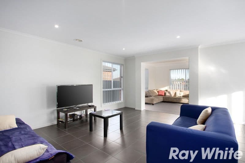 19 Orchard Valley Avenue, PAKENHAM VIC 3810, Pakenham - Image 1