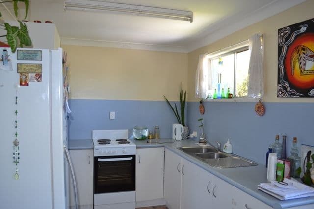 11 Marina Avenue, TARANGANBA QLD 4703, Taranganba - Thumbnail 2