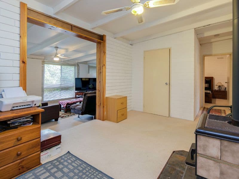 28 Elmore Street, Mount Helena WA 6082, Mount Helena - Thumbnail 7