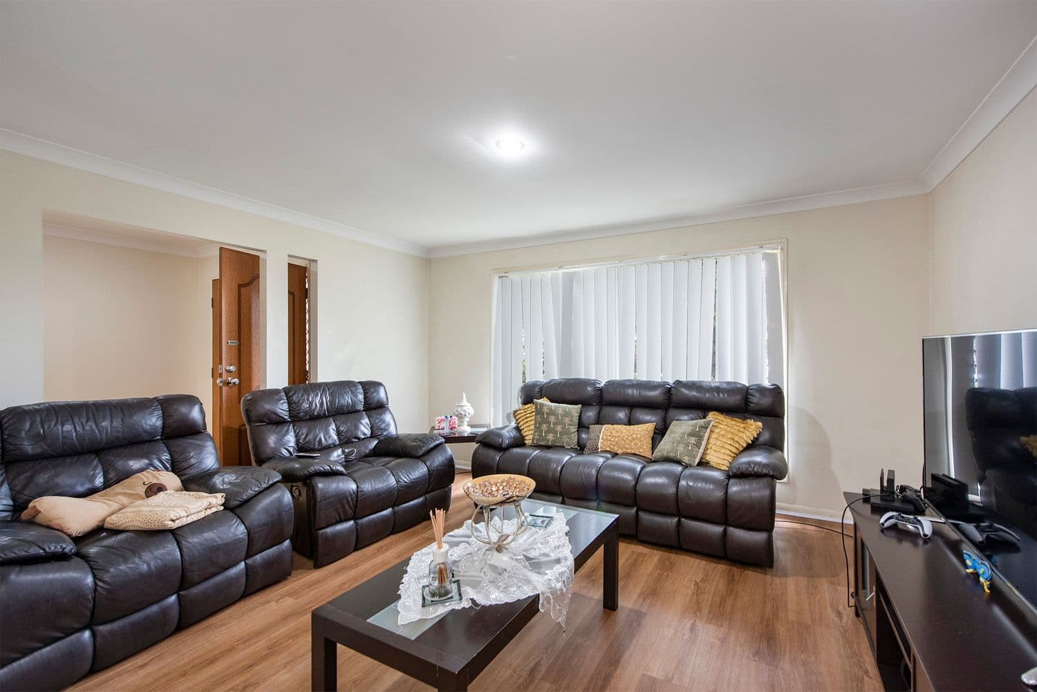 3 Hattah Place, Parkinson QLD 4115, Parkinson - Thumbnail 2
