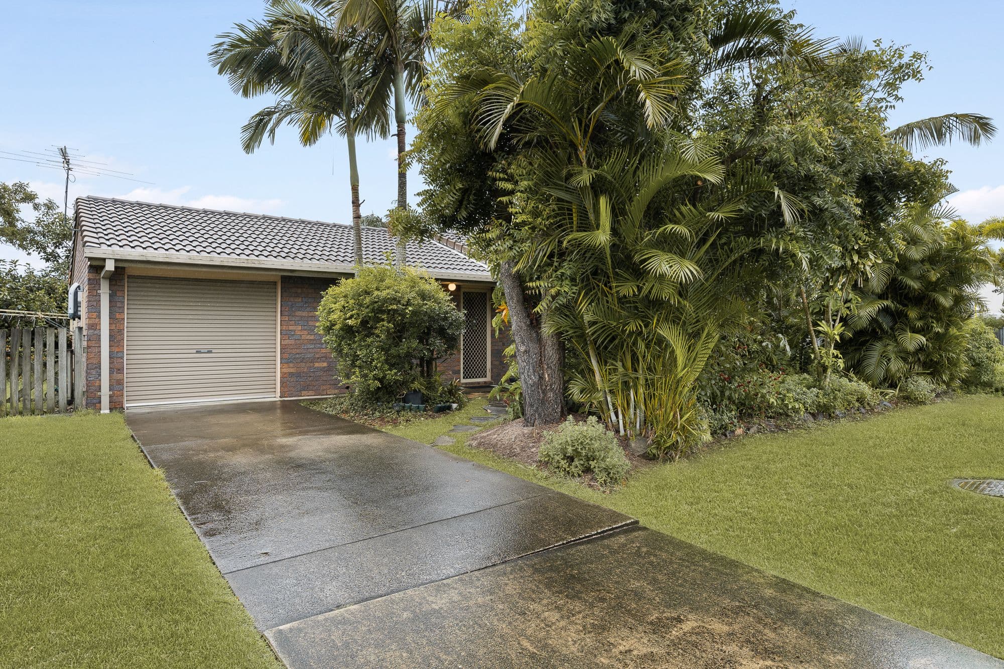 2 Columbia Drive, Beachmere QLD 4510, Beachmere - Image 1