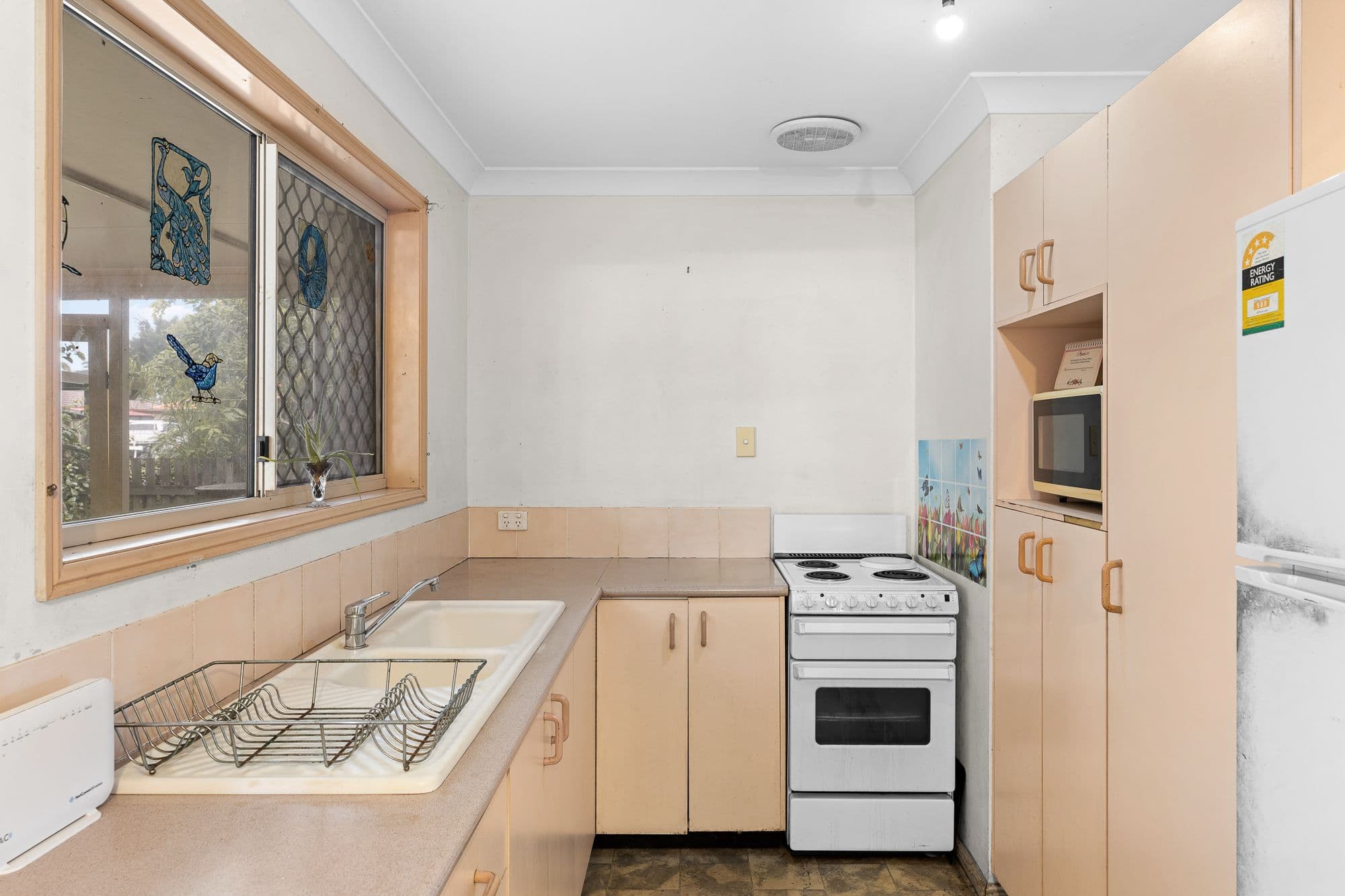 2 Columbia Drive, Beachmere QLD 4510, Beachmere - Thumbnail 3