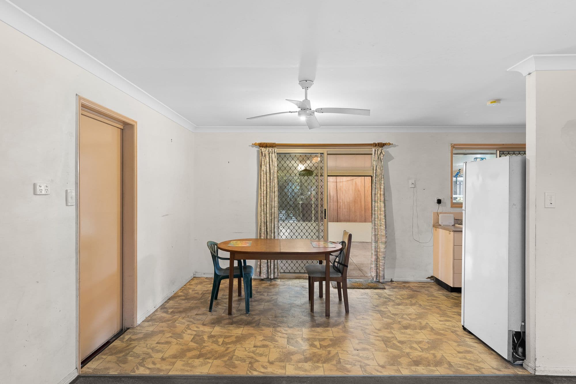 2 Columbia Drive, Beachmere QLD 4510, Beachmere - Thumbnail 4