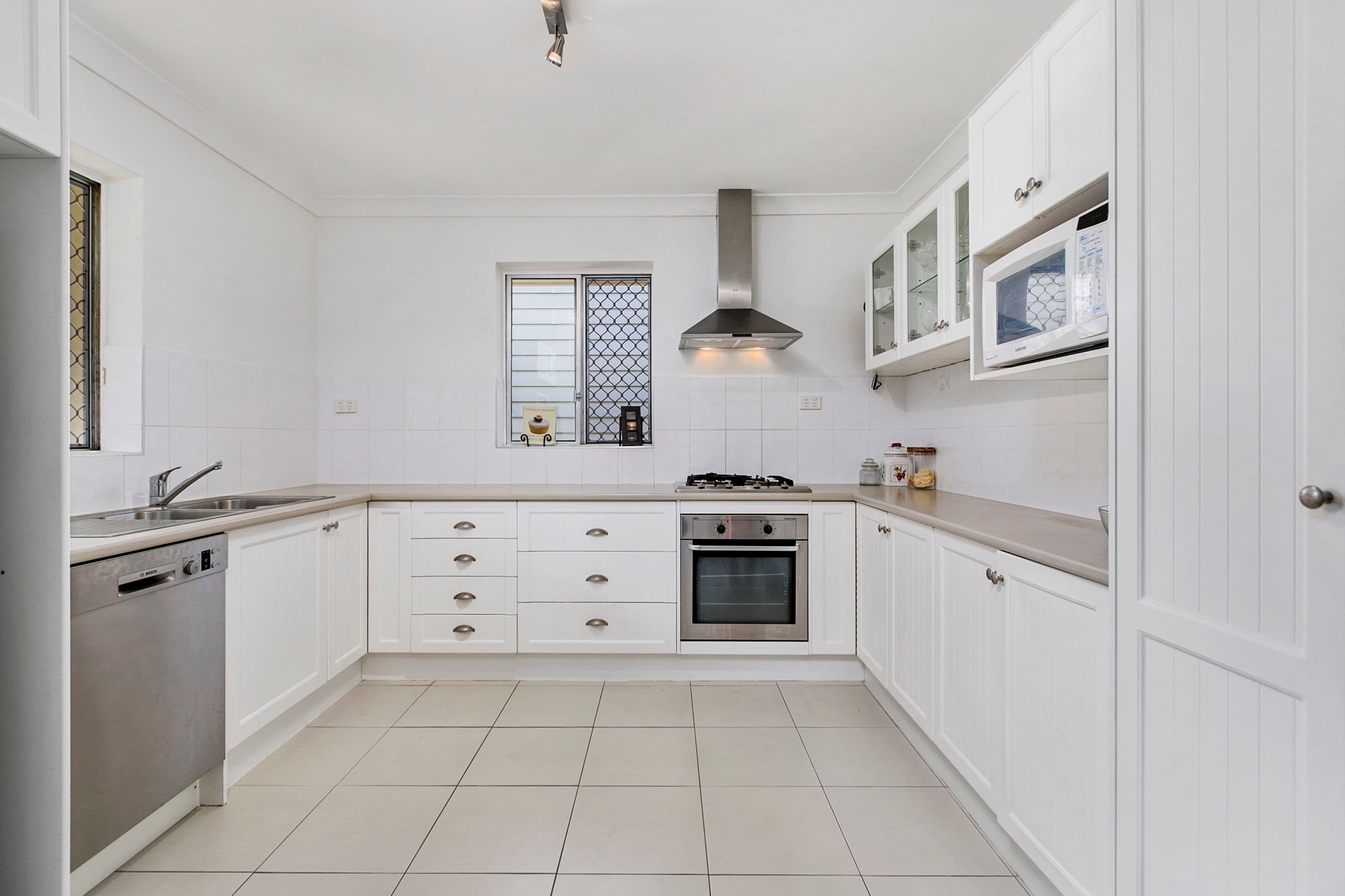 42 Woodville Place, Annerley QLD 4103, Annerley - Thumbnail 4