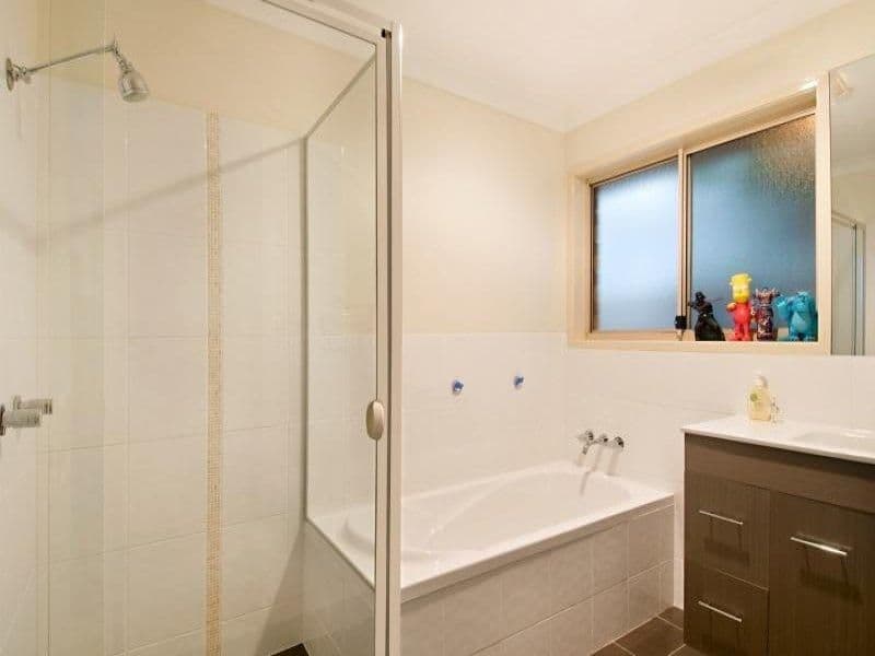 231 Universal Street, OXENFORD QLD 4210, Oxenford - Thumbnail 5