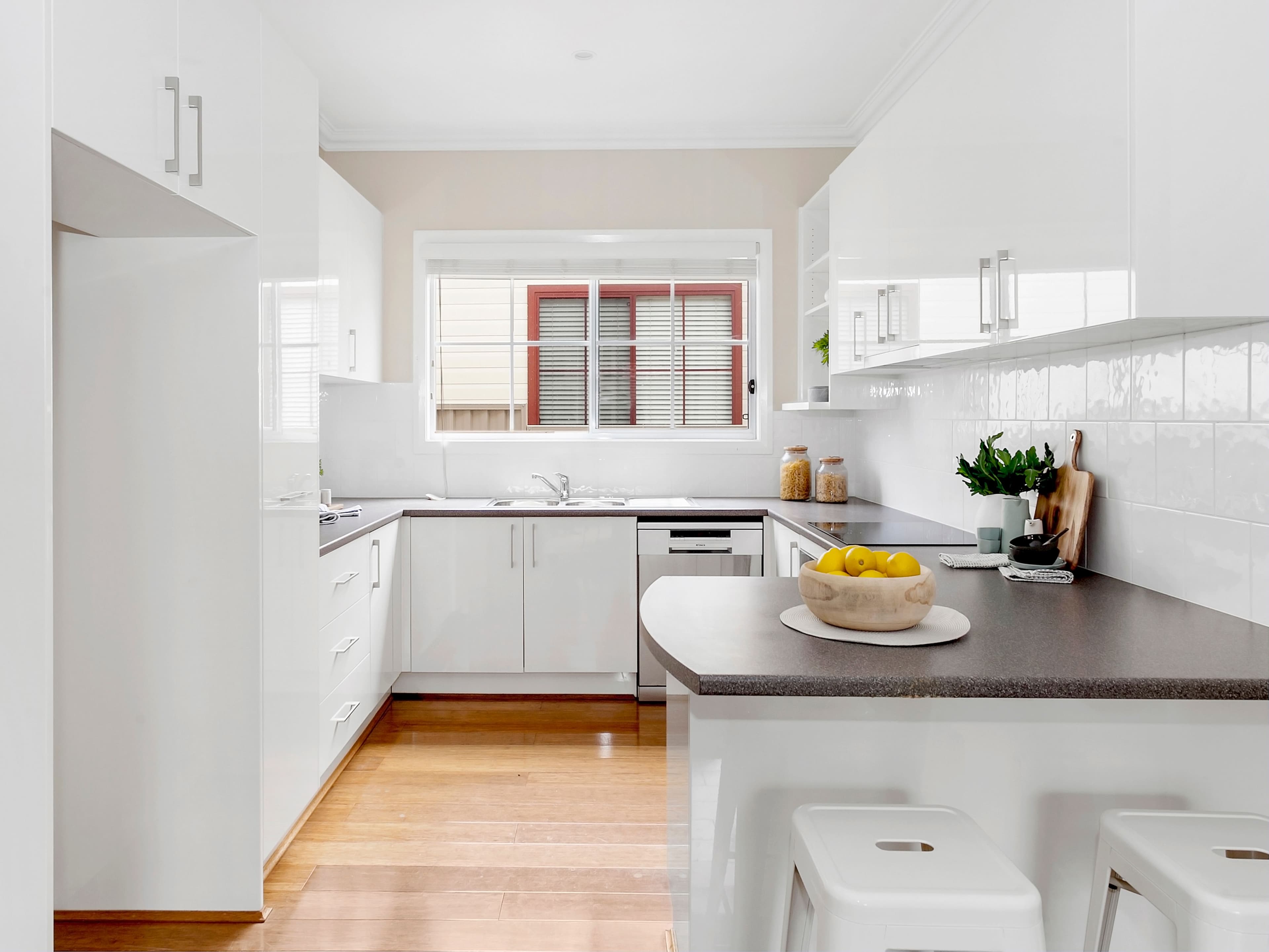 5 Stuart Street, Helensburgh - Thumbnail 2