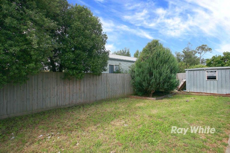 7 Hoyle  Court, CRANBOURNE VIC 3977, Cranbourne - Thumbnail 2