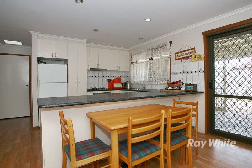 7 Hoyle  Court, CRANBOURNE VIC 3977, Cranbourne - Thumbnail 6