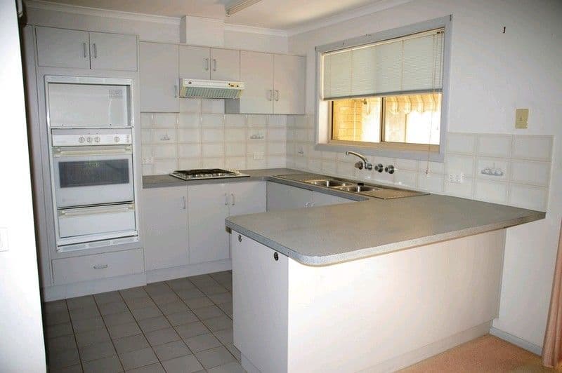 39 Meander Avenue, RENMARK SA 5341, Renmark - Thumbnail 5