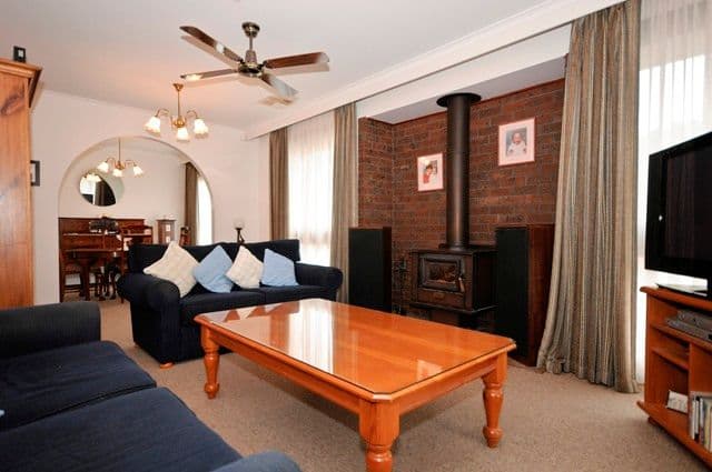 13 ROYMAR Court, WONGA PARK VIC 3115, Wonga Park - Thumbnail 4