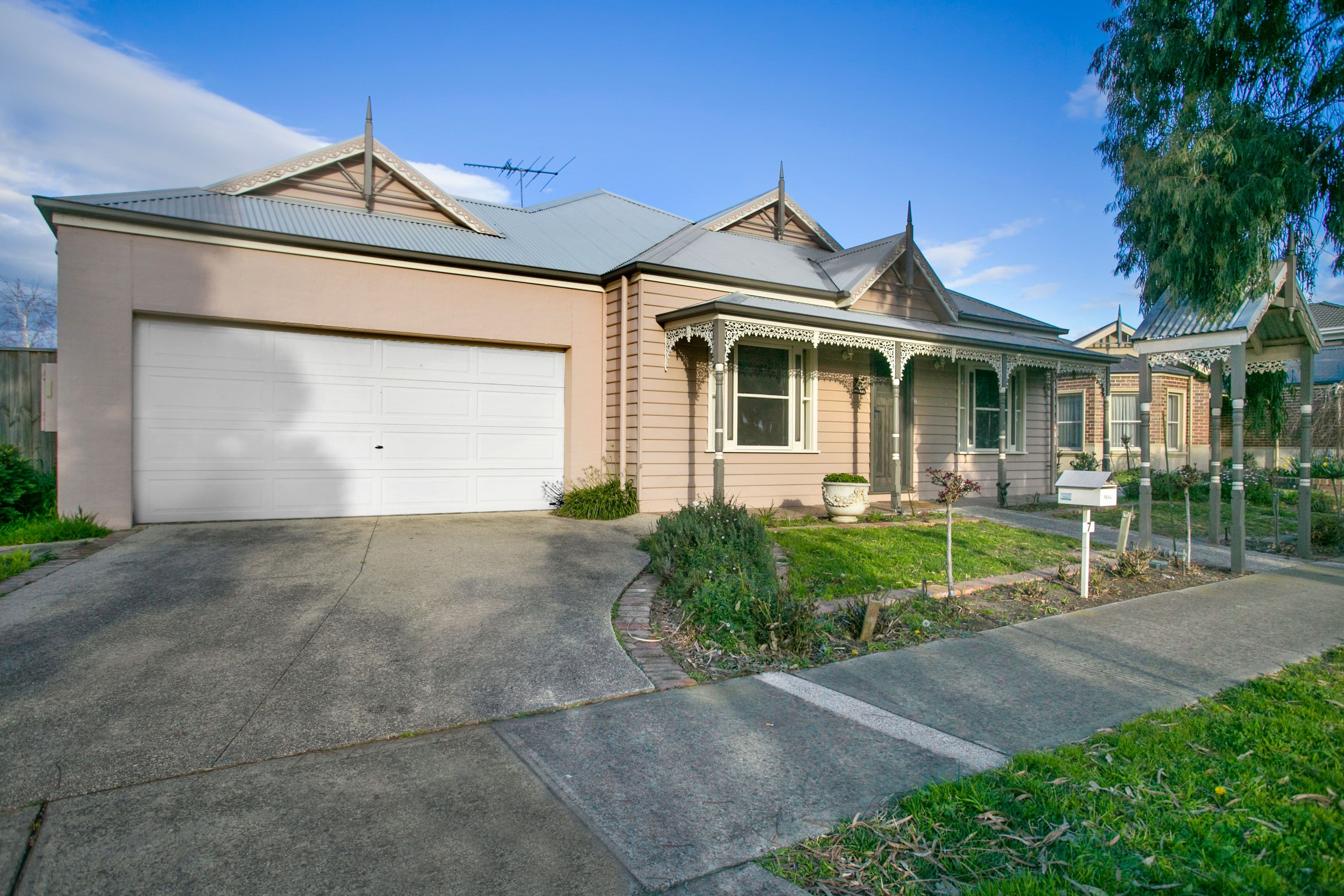 7 Harpenden Terrace, Cranbourne VIC 3977, Cranbourne - Image 1