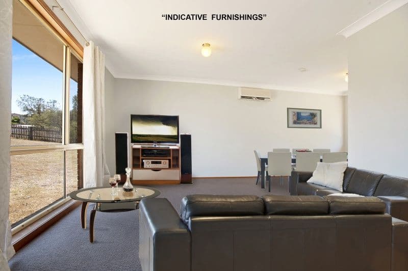 4 Dumont Court, RUTHERFORD NSW 2320, Rutherford - Thumbnail 2