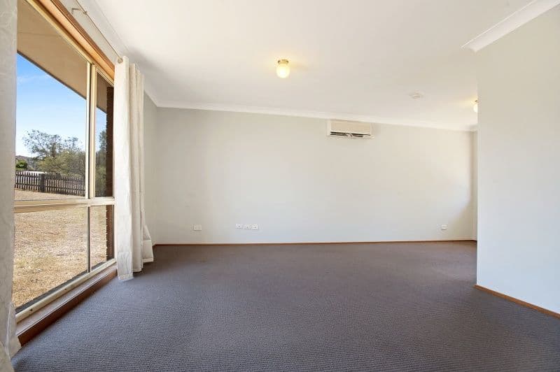 4 Dumont Court, RUTHERFORD NSW 2320, Rutherford - Thumbnail 3