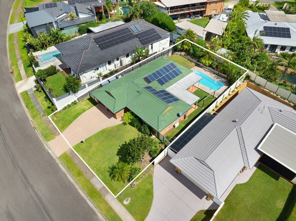 5 Carrumbella Drive, Arundel QLD 4214, Arundel - Thumbnail 4