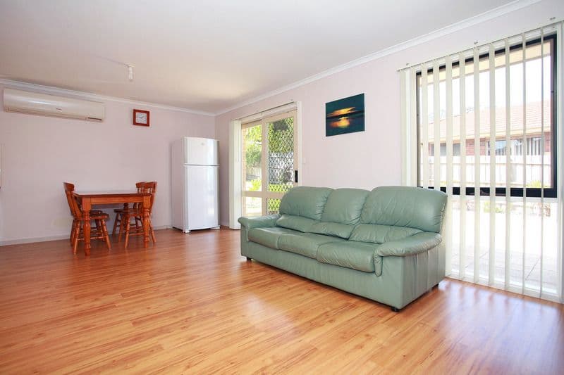 26 Lawson Way, ENDEAVOUR HILLS VIC 3802, Endeavour Hills - Thumbnail 3