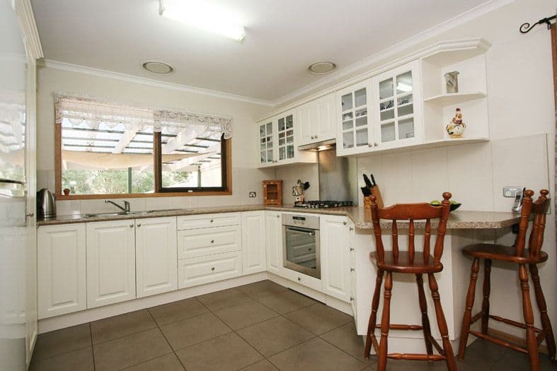 34 Churchill Drive, MOOROOLBARK VIC 3138, Mooroolbark - Thumbnail 4