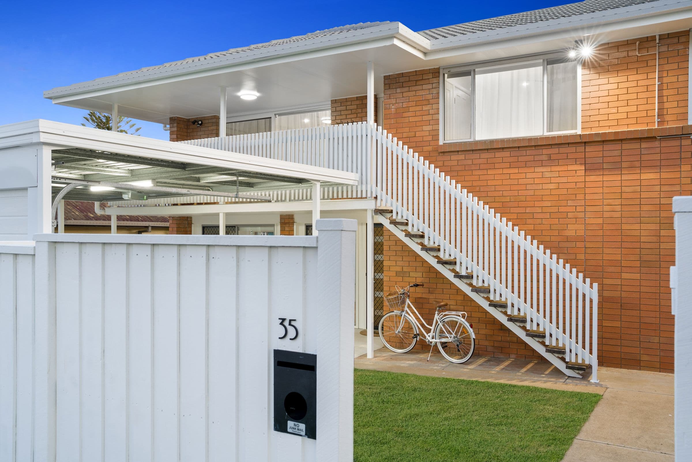 35 Baldwin Street, Redcliffe QLD 4020, Redcliffe - Thumbnail 3