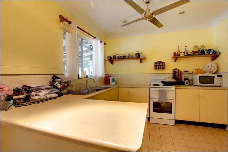 1497 Riverway Drive, KELSO QLD 4815, Kelso - Thumbnail 4