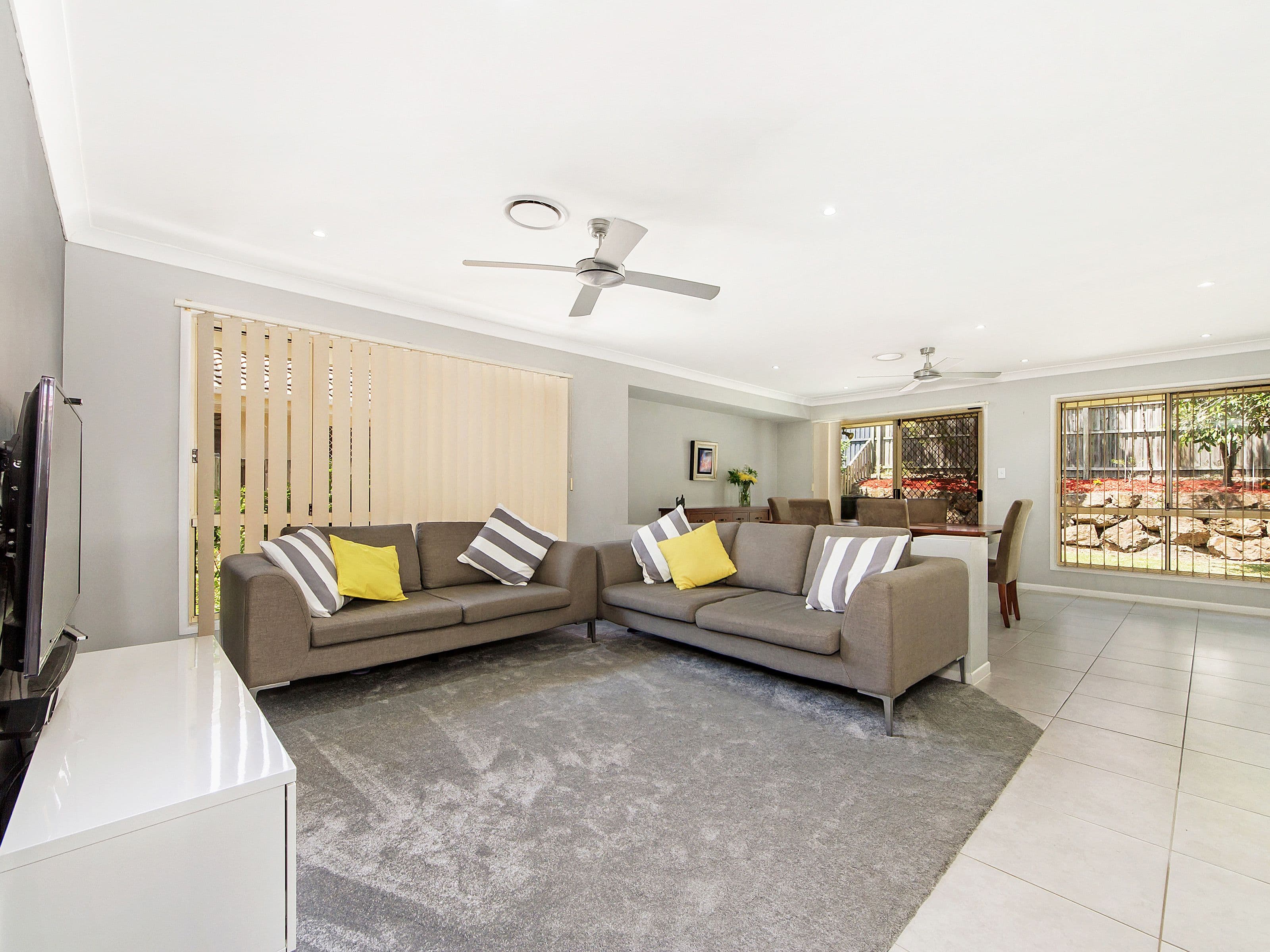 26 Springsure Drive, Mudgeeraba QLD 4213, Mudgeeraba - Thumbnail 3