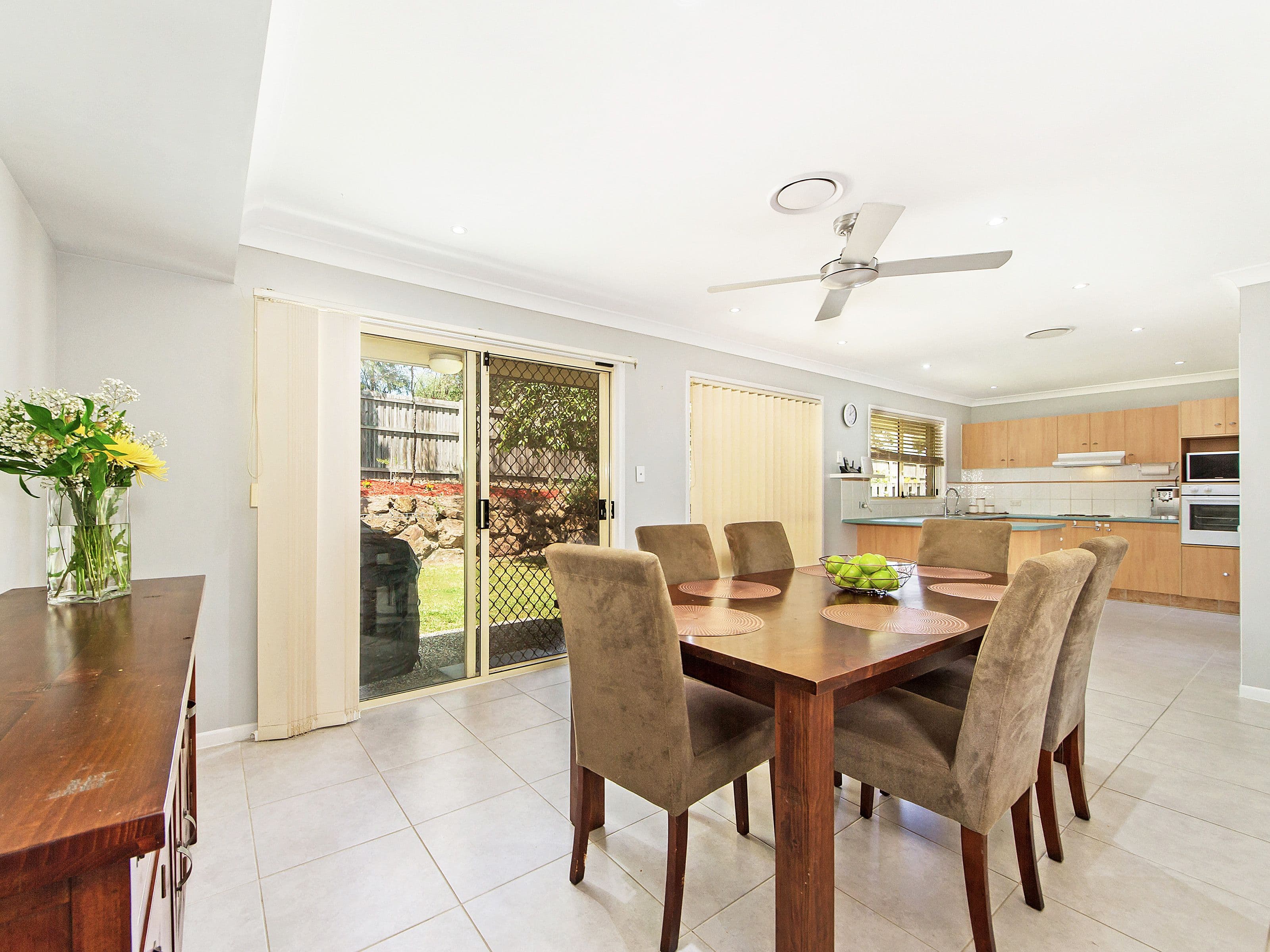 26 Springsure Drive, Mudgeeraba QLD 4213, Mudgeeraba - Thumbnail 5
