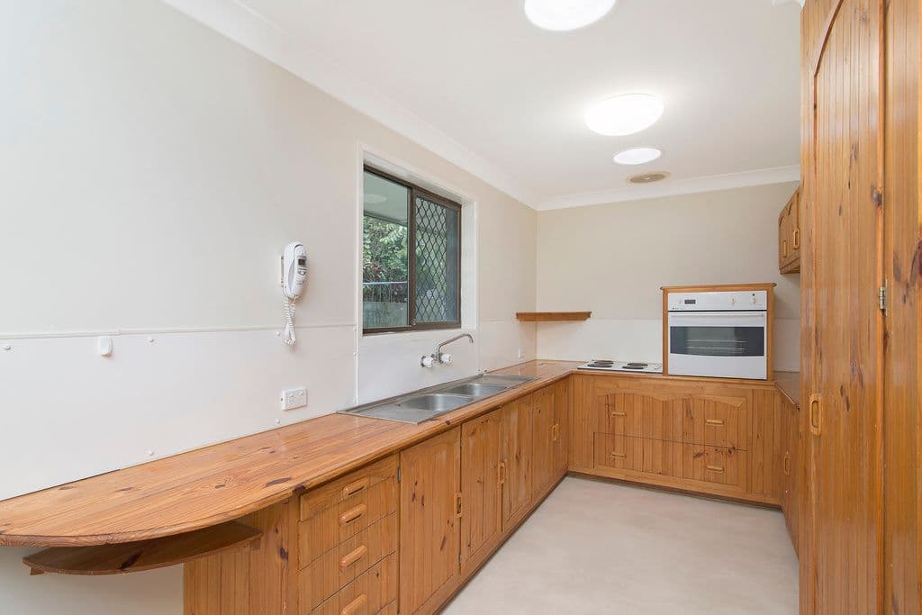 27 Mirreen Drive, Tugun QLD 4224, Tugun - Thumbnail 6