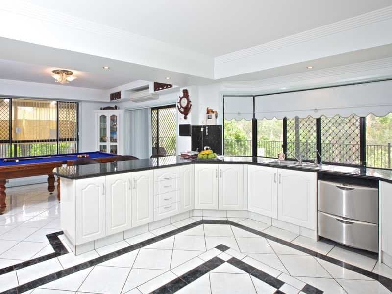 19 Dalby Court, HELENSVALE QLD 4212, Helensvale - Thumbnail 5