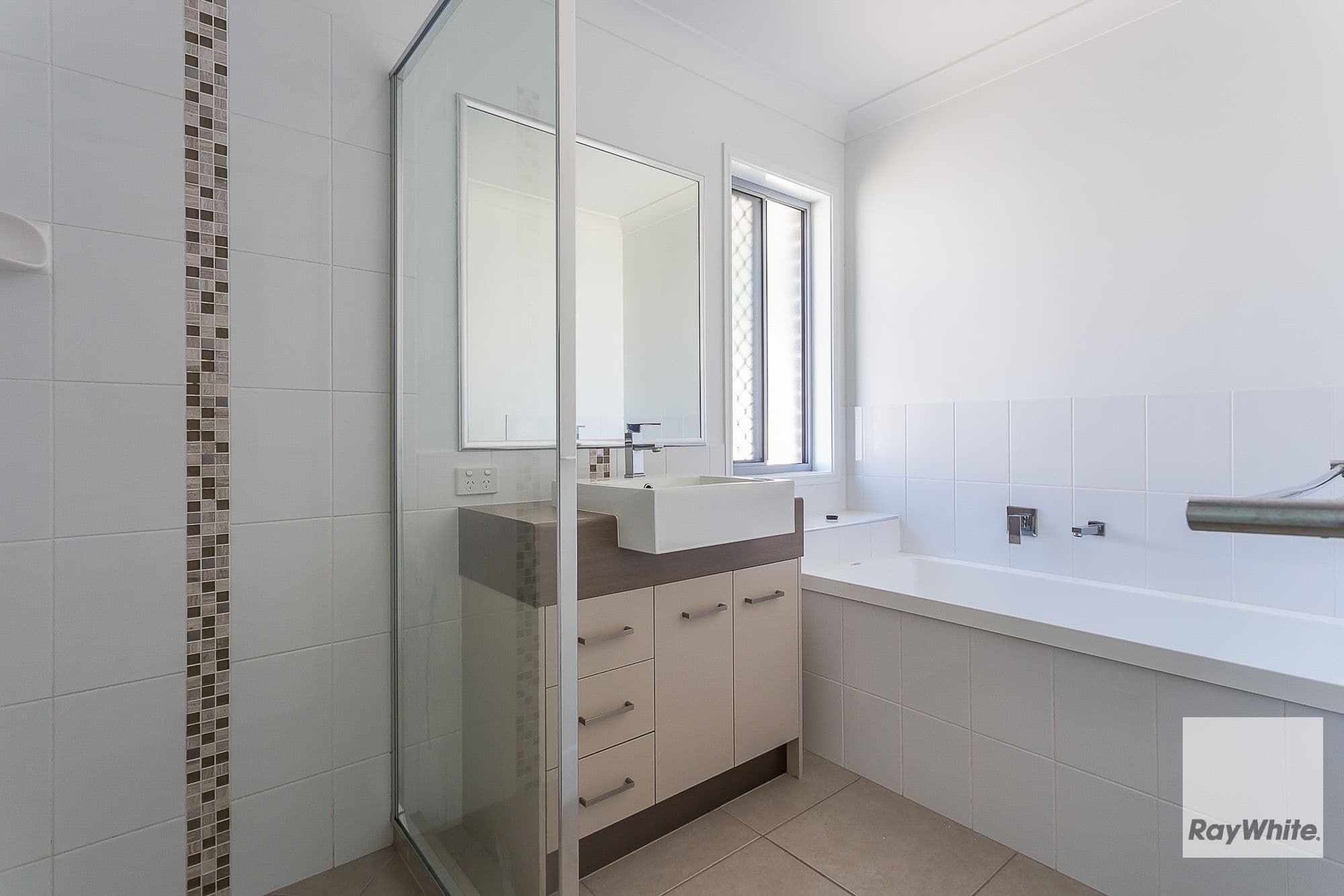 48 Lancaster Circuit, Redland Bay QLD 4165, Redland Bay - Thumbnail 6