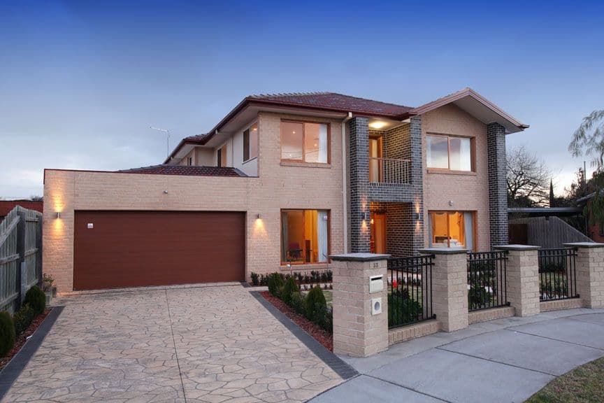 33 Hampstead Crescent, GLEN WAVERLEY VIC 3150, Glen Waverley - Image 1