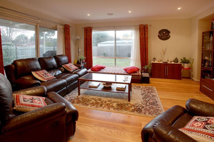 33 Hampstead Crescent, GLEN WAVERLEY VIC 3150, Glen Waverley - Thumbnail 4