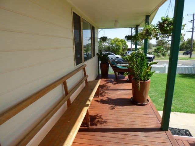 67 Currey Street, Roma QLD 4455, Roma - Thumbnail 2