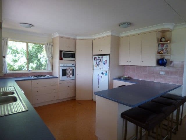 67 Currey Street, Roma QLD 4455, Roma - Thumbnail 3