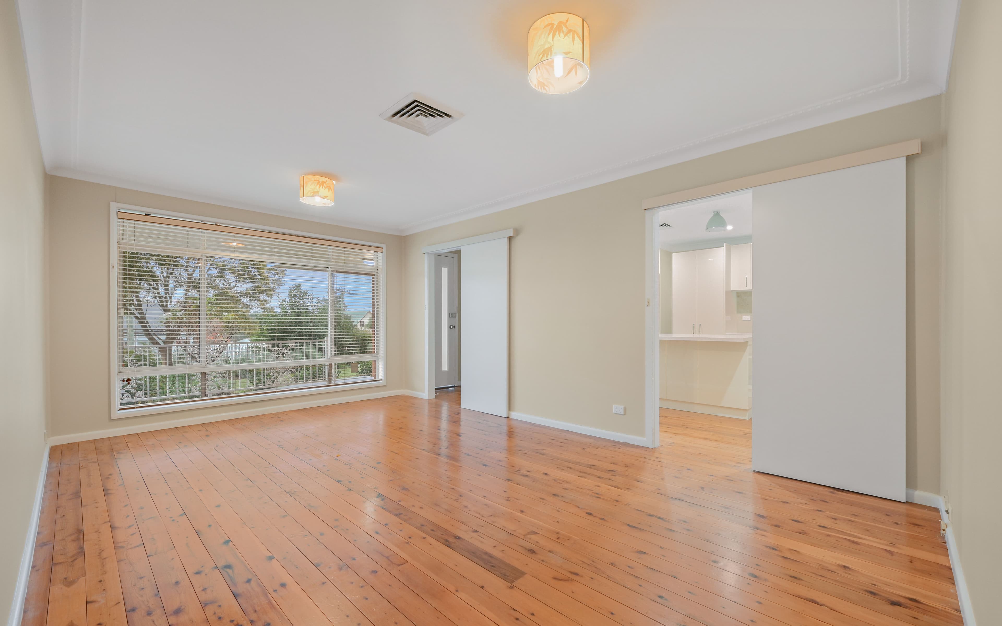 20 Macquarie Avenue, Camden NSW 2570, Camden - Thumbnail 2