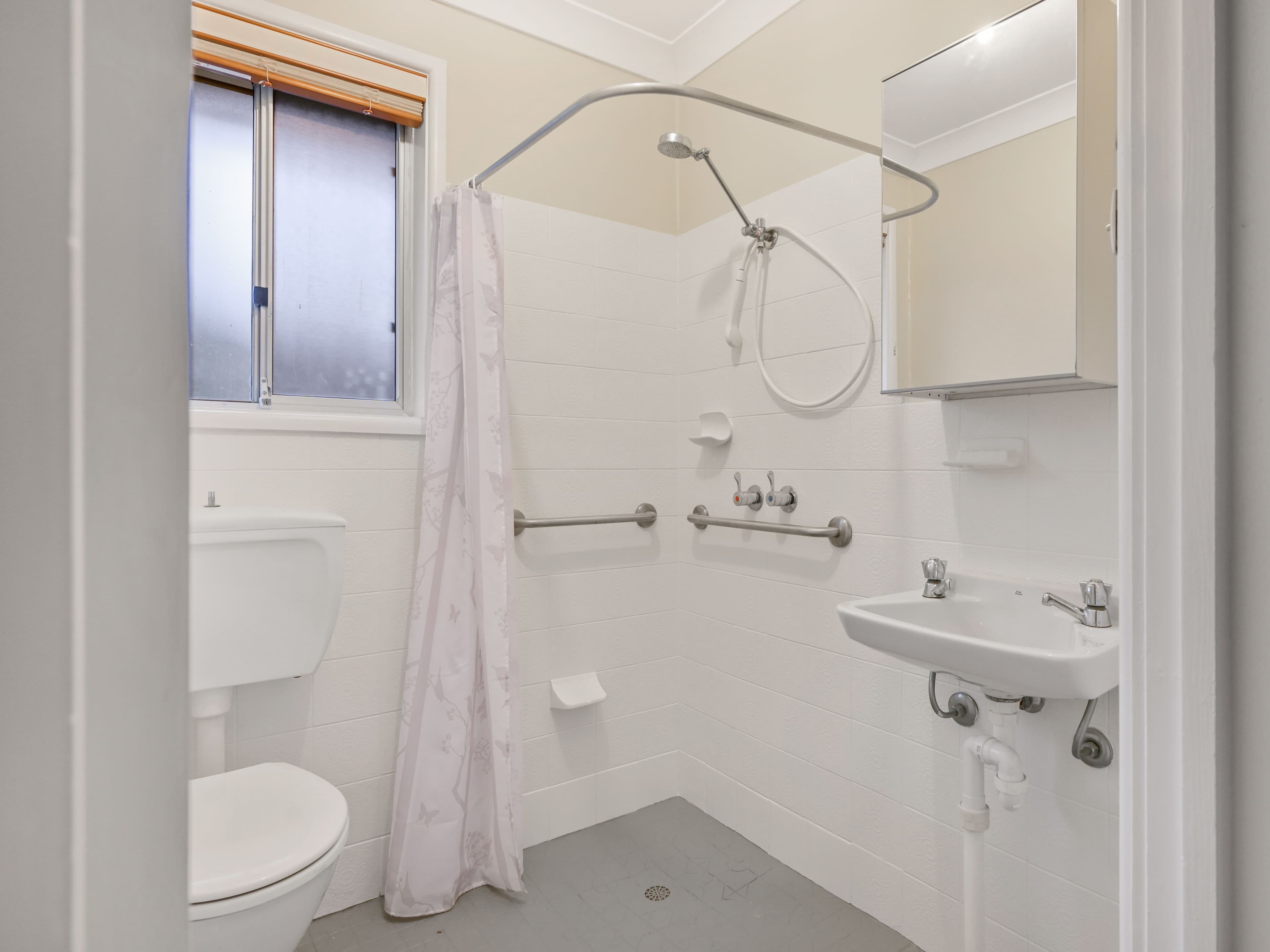 20 Macquarie Avenue, Camden NSW 2570, Camden - Thumbnail 8