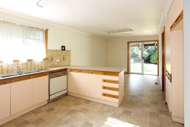 13  GRACE Street, LAVERTON VIC 3028, Laverton - Thumbnail 4