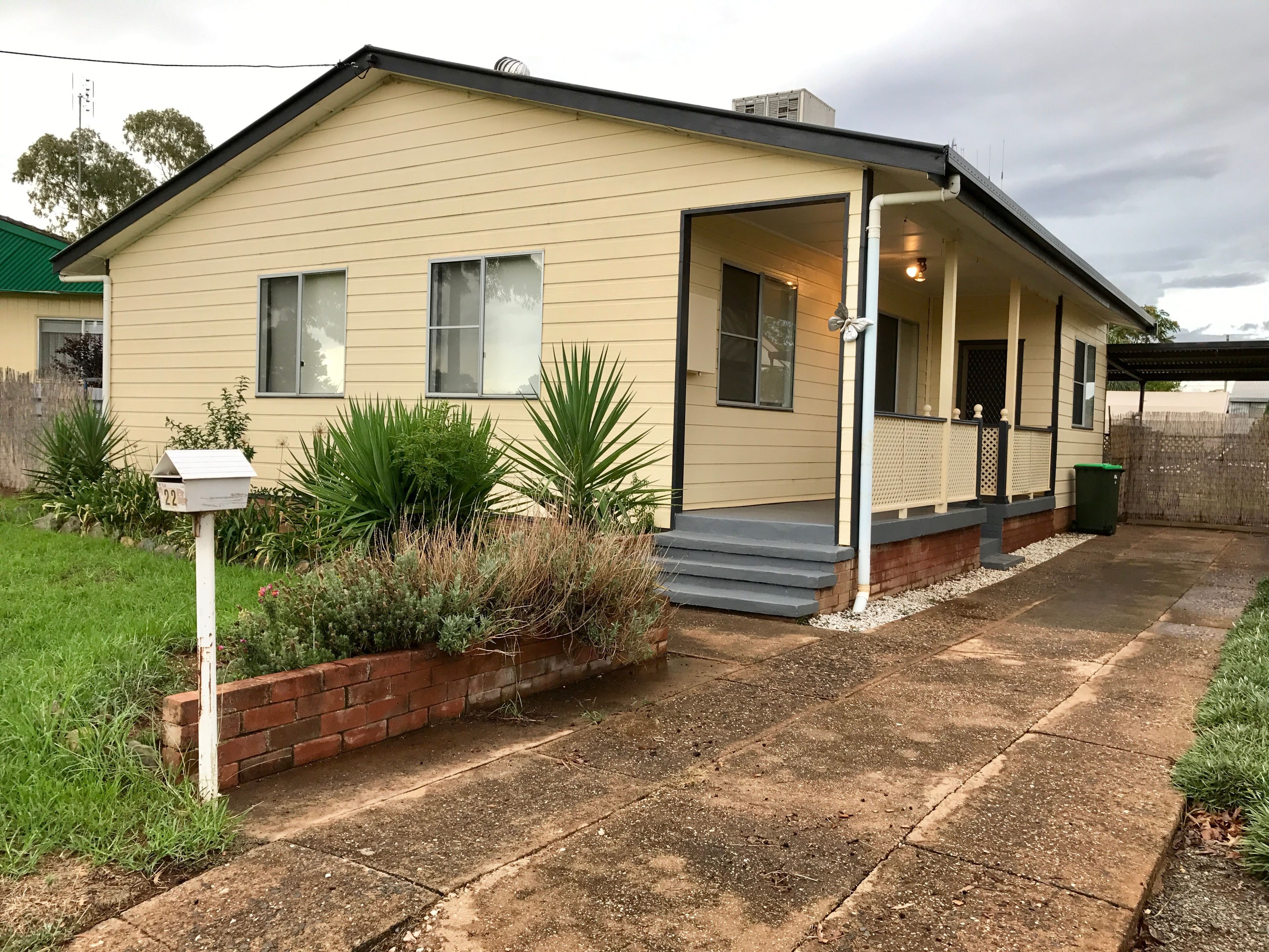 22 Captain Wilson Avenue, Parkes - Image 1