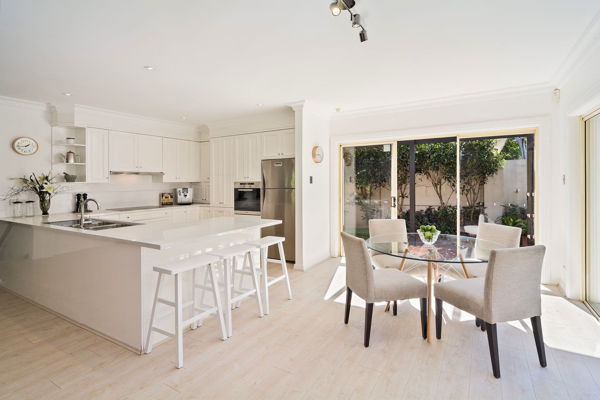 28 Castle Cove Drive, Castle Cove - Thumbnail 2