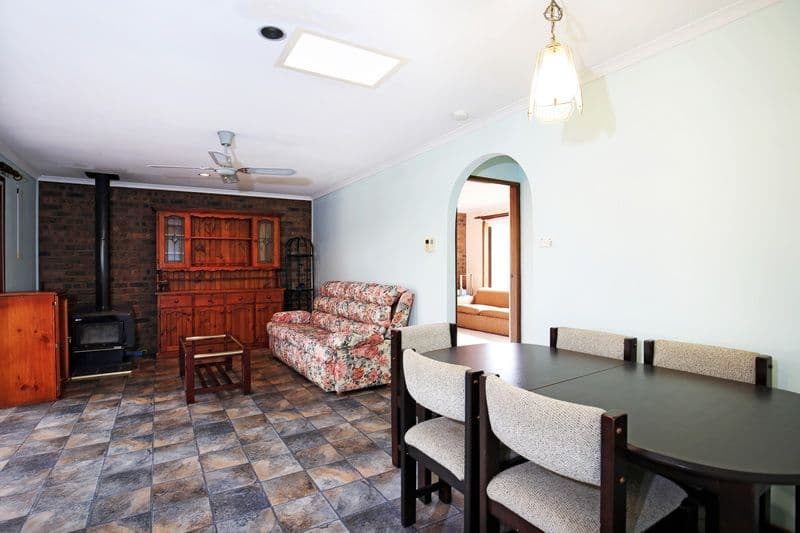 104 Warren Avenue, North Nowra NSW 2541, North Nowra - Thumbnail 4