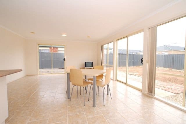 52 Eppalock Drive, WYNDHAM VALE VIC 3024, Wyndham Vale - Thumbnail 4