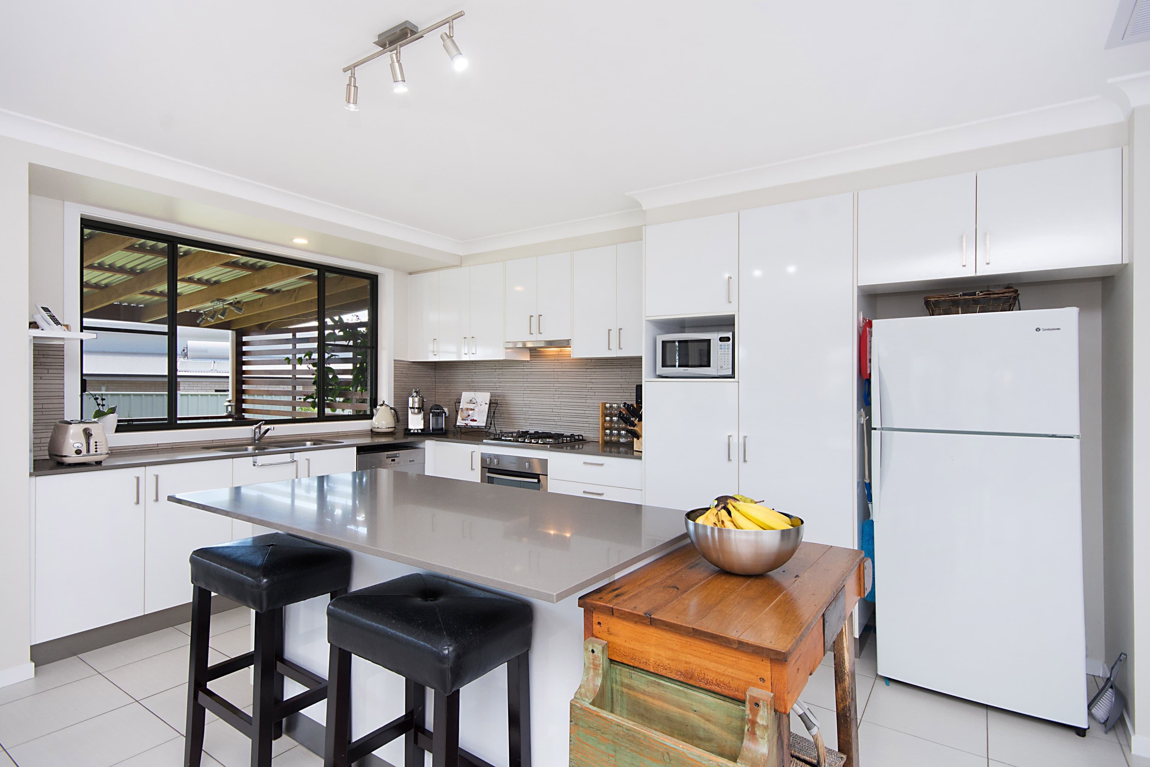 23 Edinburgh Drive, Townsend - Thumbnail 3