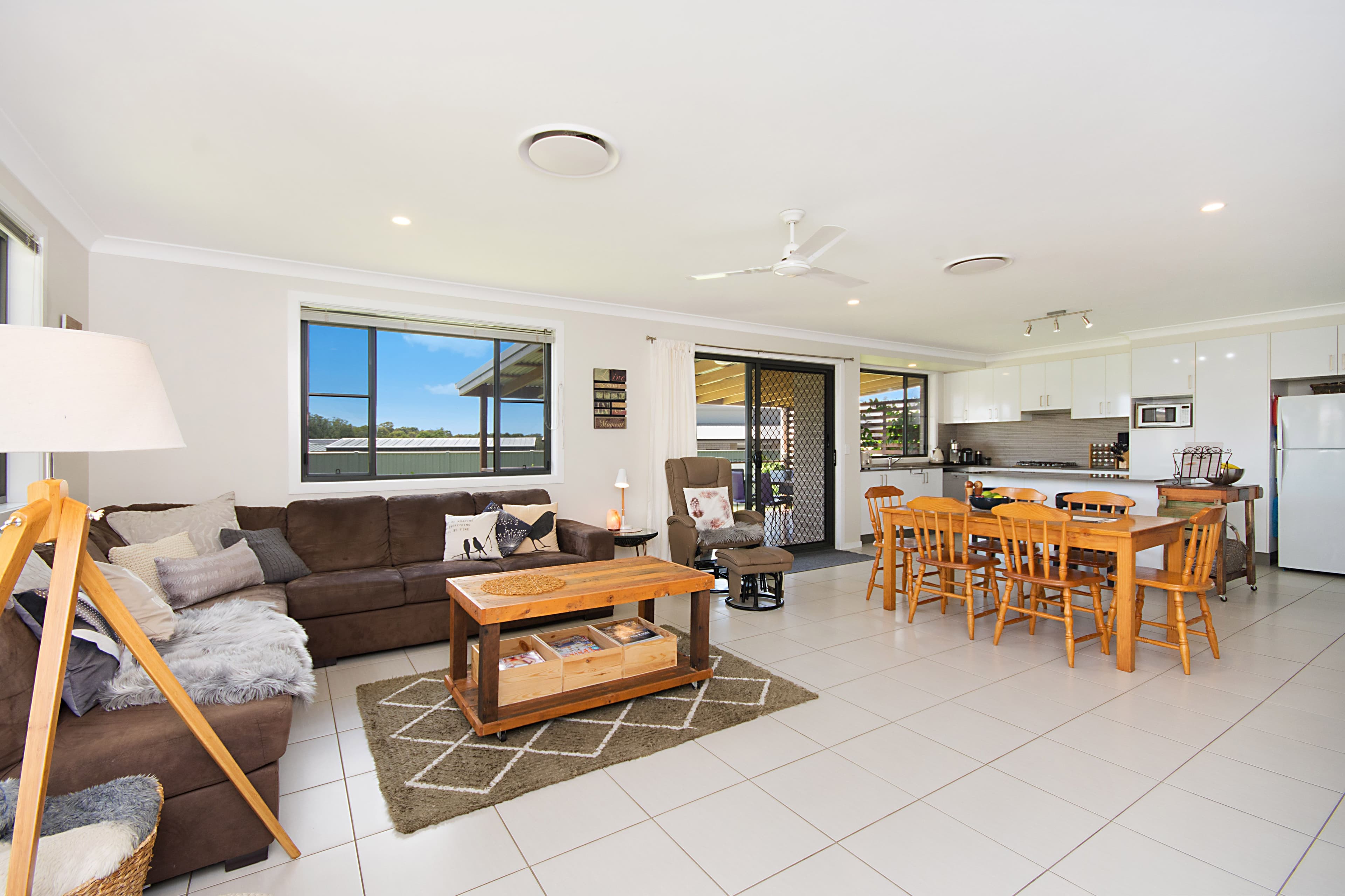 23 Edinburgh Drive, Townsend - Thumbnail 4